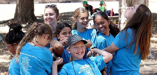 Day-Camp Day-Camp